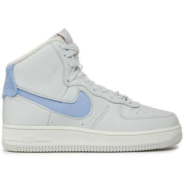■ブランド Nike(ナイキ)■商品名 Nike Air Force 1 High Sculpt Photon Dust Cobalt Bliss (Women's)■色 ■サイズ サイズ US_7(24.0cm) ■表記の日本サイズは参考サイズとなります。実際のサイズとは前後する可能性がございます。 ■海外からお取り寄せ商品となりますので、お届けまで2週間〜3週間お時間頂いております。 ■返品・交換の対象外となっております。 ■店内全品【送料無料】です！（※沖縄・離島は別途送料3,300円がかかります） サイズ別価格表 (サイズをクリックして商品ページに飛んでください) サイズ 価格 US_5.5(22.5cm) 76,800円 US_6(23.0cm) 65,800円 US_6.5(23.5cm) 76,800円 US_7(24.0cm) 76,800円 US_7.5(24.5cm) 33,800円 US_8(25.0cm) 33,800円 US_8.5(25.5cm) 76,800円 US_9.5(26.5cm) 33,800円