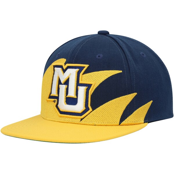 ~b`F&lX Y Xq ANZT[ Marquette Golden Eagles Mitchell & Ness Sharktooth Snapback Hat Gold/Navy