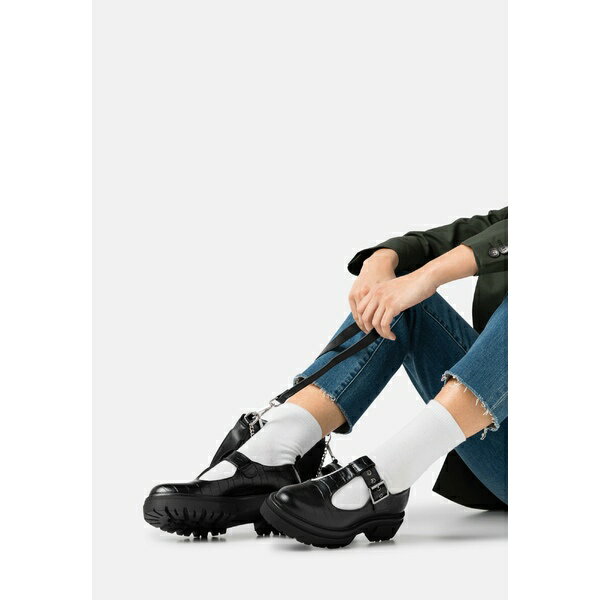 ֥   ǥ åݥ󡦥ե 塼 Slip-ons - black