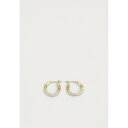 ダナ キャラン ニューヨーク レディース ピアス&イヤリング アクセサリー HALF PAVE HOOP - Earrings - gold-coloured