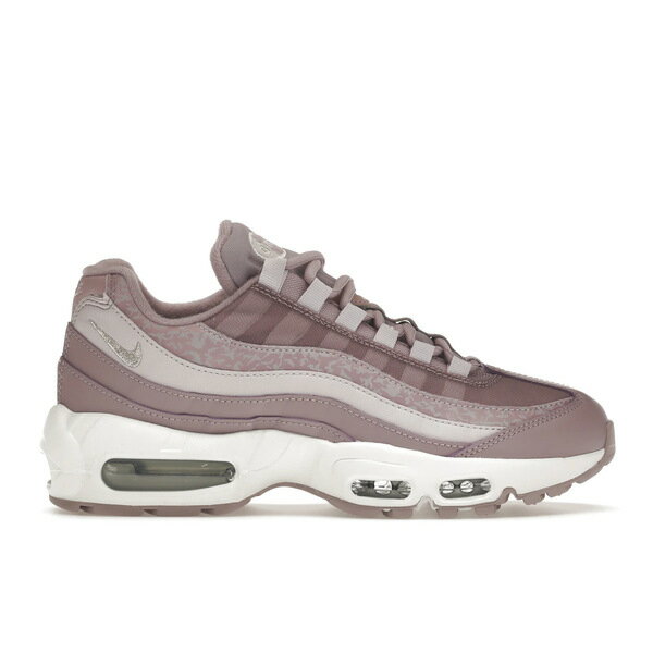 ■ブランド Nike(ナイキ)■商品名 Nike Air Max 95 Plum Fog (Women's)■色 ■サイズ サイズ US_5.5(22.5cm) ■表記の日本サイズは参考サイズとなります。実際のサイズとは前後する可能性がございます。 ■海外からお取り寄せ商品となりますので、お届けまで2週間〜3週間お時間頂いております。 ■返品・交換の対象外となっております。 ■店内全品【送料無料】です！（※沖縄・離島は別途送料3,300円がかかります） サイズ別価格表 (サイズをクリックして商品ページに飛んでください) サイズ 価格 US_W_11 71,800円 US_5.5(22.5cm) 29,800円 US_6(23.0cm) 29,800円 US_6.5(23.5cm) 29,800円 US_7(24.0cm) 45,800円 US_7.5(24.5cm) 56,800円 US_8(25.0cm) 64,800円 US_9.5(26.5cm) 71,800円