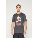 ナイキ メンズ バスケットボール スポーツ TEE FITNESS - Sports T-shirt - dark smoke grey