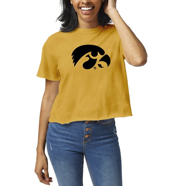 リーグカレッジエイトウェア レディース Tシャツ トップス Iowa Hawkeyes League Collegiate Wear Women 039 s Clothesline Crop TShirt Gold