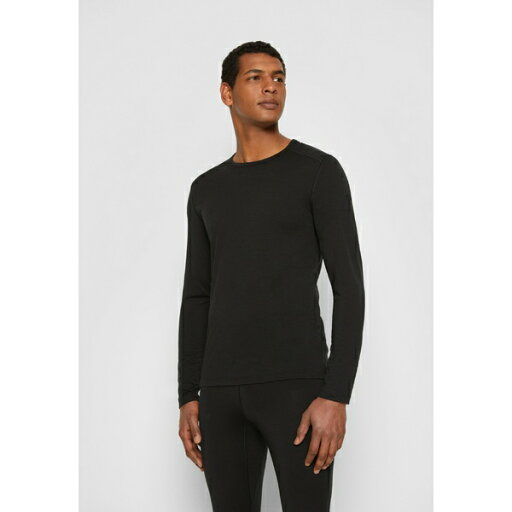 アイスブレーカー メンズ ニット&セーター アウター Jumper - BLACK アイスブレーカー メンズ ニット&セーター アウター Jumper - BLACK