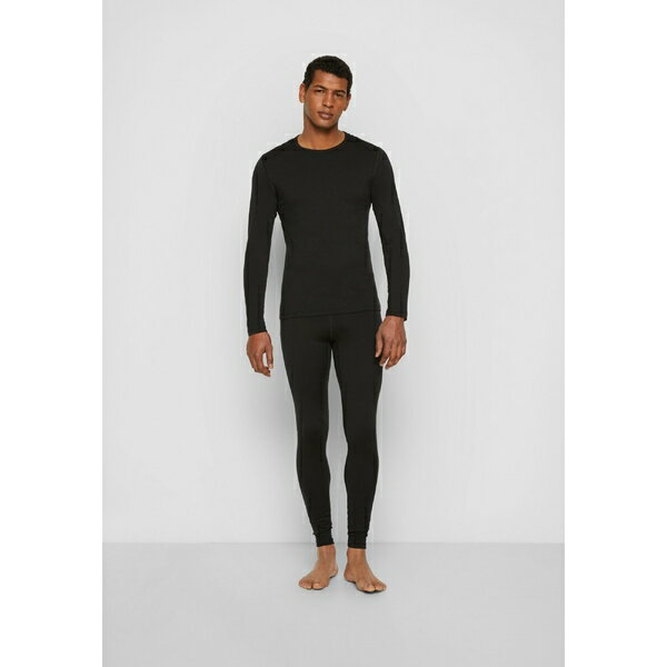 アイスブレーカー メンズ ニット&セーター アウター Jumper - BLACK