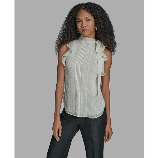 ビーシビージー レディース カットソー トップス Women's Solid Halter Neck Blouse Whisper White