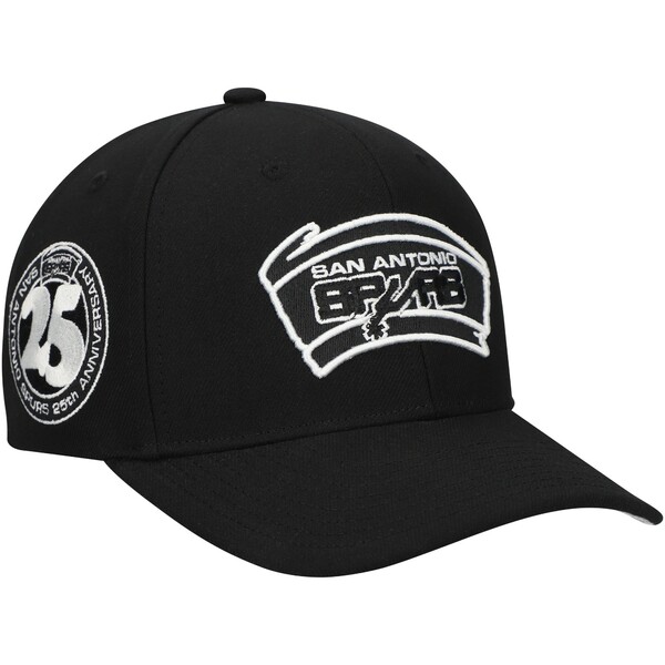 ミッチェル&ネス メンズ 帽子 アクセサリー San Antonio Spurs Mitchell & Ness Panda Adjustable Hat Black