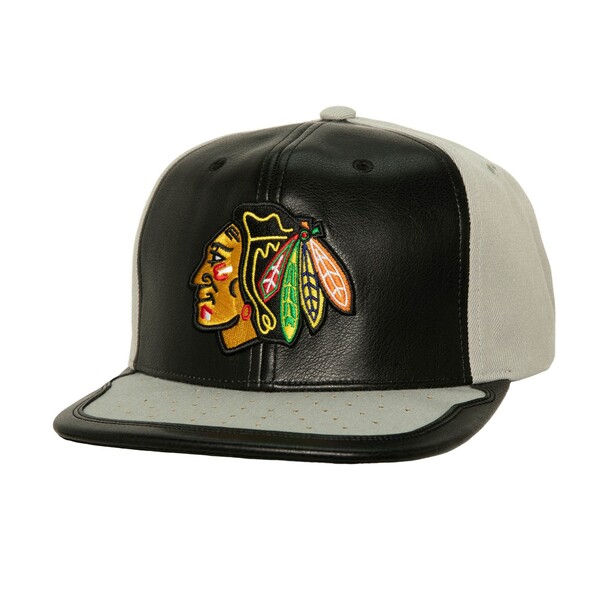 ミッチェル＆ネス ミッチェル&ネス メンズ 帽子 アクセサリー Chicago Blackhawks Mitchell & Ness Day One Snapback Hat Black/Gray