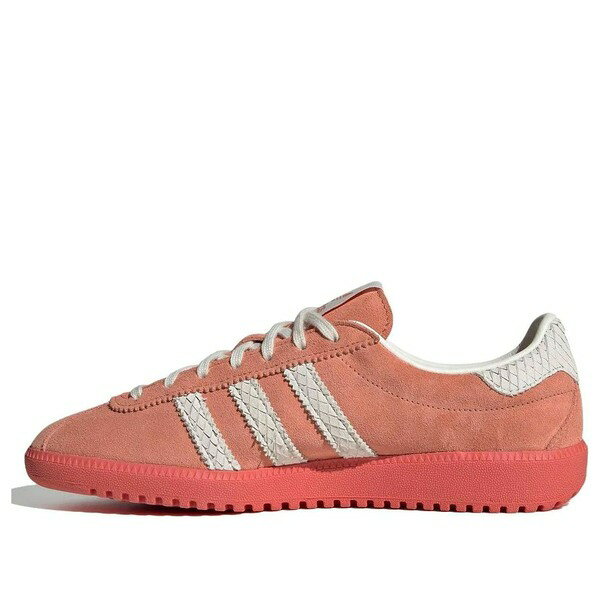 ■ブランド adidas(アディダス)■商品名 (WMNS) adidas originals Bermuda 'Wonder Clay' IF6559■色 ■サイズ サイズ US_7(24.0cm) ■表記の日本サイズは参考サイズとなります。実際のサイズとは前後する可能性がございます。 ■海外からお取り寄せ商品となりますので、お届けまで2週間〜3週間お時間頂いております。 ■返品・交換の対象外となっております。 ■店内全品【送料無料】です！（※沖縄・離島は別途送料3,300円がかかります） サイズ別価格表 (サイズをクリックして商品ページに飛んでください) サイズ 価格 US_W_5 44,800円 US_W_5.5 33,800円 US_W_6 34,800円 US_W_6.5 38,800円 US_W_7 38,800円 US_W_7.5 38,800円 US_W_8 40,800円 US_W_8.5 41,800円 US_W_9 37,800円 US_W_9.5 37,800円 US_W_10 37,800円 US_W_10.5 38,800円 US_W_11 55,800円 US_W_11.5 38,800円 US_W_12 61,800円