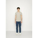 ピア ワン メンズ Tシャツ トップス 3 PACK - Basic T-shirt - brown/beige/light blue(4)