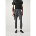 アンダーアーマー レディース フィットネス スポーツ CHALLENGER PANT - Tracksuit bottoms - castlerock/whit...