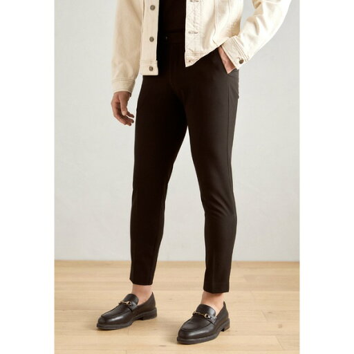 リンドーバーグ メンズ カジュアルパンツ ボトムス CLUB PANTS - Chinos - black リンドーバーグ メンズ カジュアルパンツ ボトムス CLUB PANTS - Chinos - black