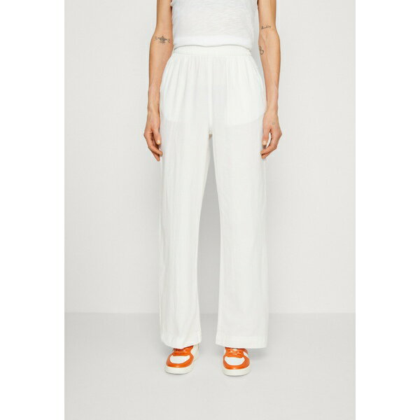 カフェ レディース カジュアルパンツ ボトムス NAYA WIDE PANTS - Trousers - chalk
