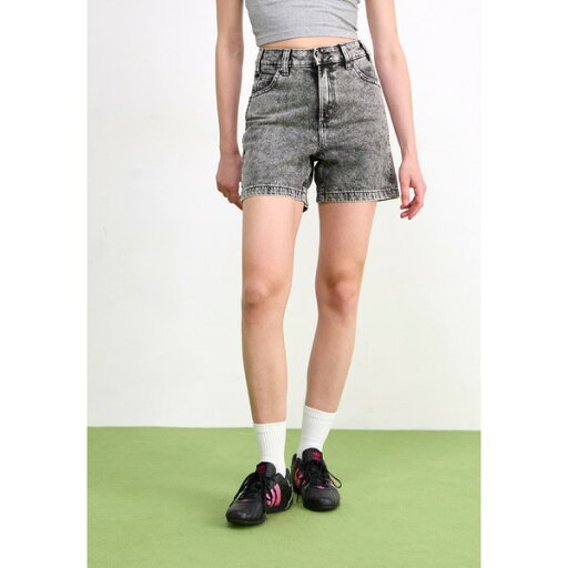ディッキーズ レディース デニムパンツ ボトムス Denim shorts - light gray wash ディッキーズ レディース デニムパンツ ボトムス Denim shorts - light gray wash