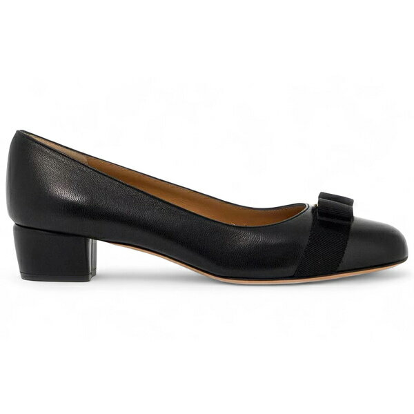 Ferragamo フェラガモ メンズ スニーカー 【Ferragamo New Vara Pumps Black (Women's)】 サイズ US_7.5(25.5cm) Black