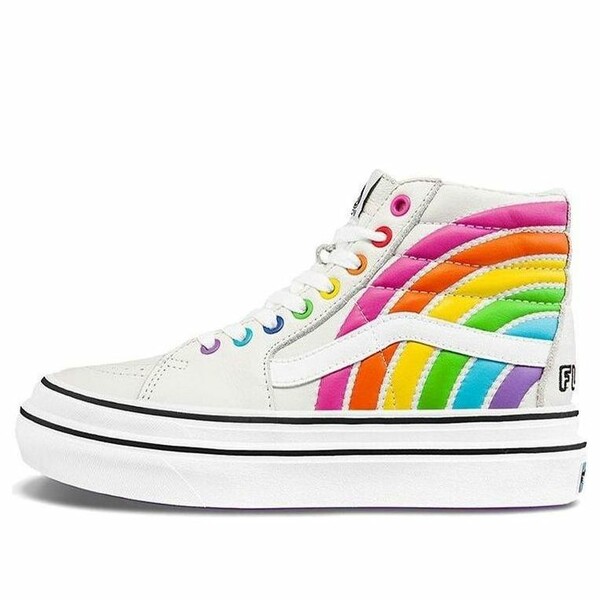 ■ブランド Vans(バンズ)■商品名 Vans Flour Shop x Super ComfyCush SK8-HI 'Rainbow' VN0A54EU2N7■色 ■サイズ サイズ US_5(23.0cm) ■表記の日本サイズは参考サイズとなります。実際のサイズとは前後する可能性がございます。 ■海外からお取り寄せ商品となりますので、お届けまで2週間〜3週間お時間頂いております。 ■返品・交換の対象外となっております。 ■店内全品【送料無料】です！（※沖縄・離島は別途送料3,300円がかかります） サイズ別価格表 (サイズをクリックして商品ページに飛んでください) サイズ 価格 US_M_4 28,800円 US_M_5 30,800円 US_M_5.5 36,800円