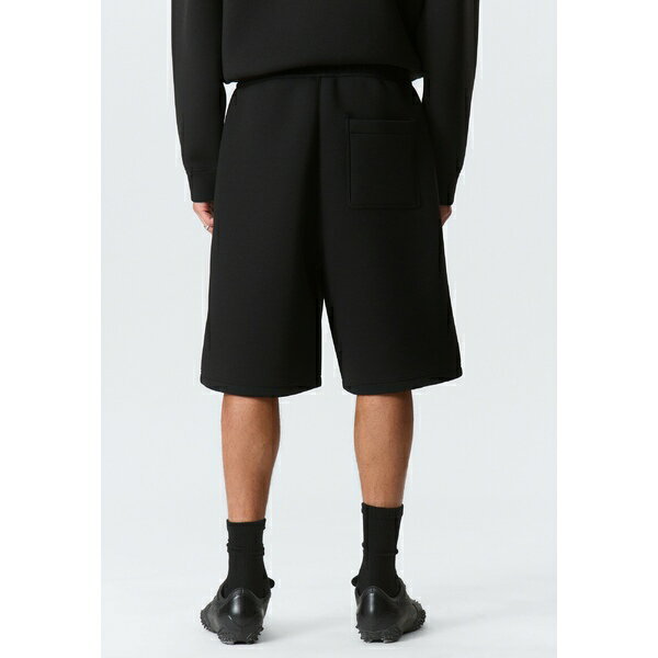 ウィークデイ メンズ カジュアルパンツ ボトムス Tracksuit bottoms - black