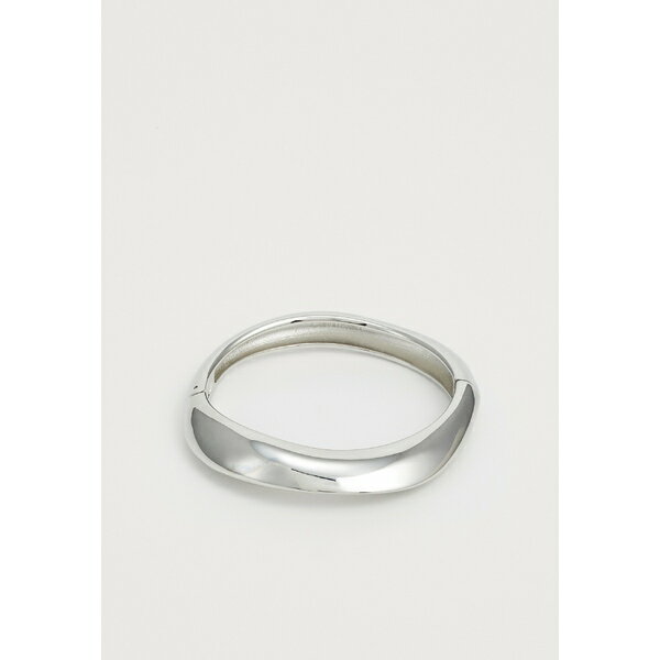 カルバンクライン レディース ブレスレット・ バングル・アンクレット シルバー 楽天市場】カルバンクライン（ブレスレット｜レディース