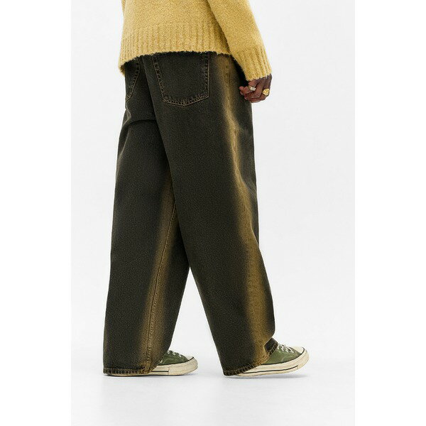 ビー ディ ジー アーバン アウトフィッターズ メンズ デニムパンツ ボトムス SIDE SPRAY JACK - Straight leg jeans - temper black