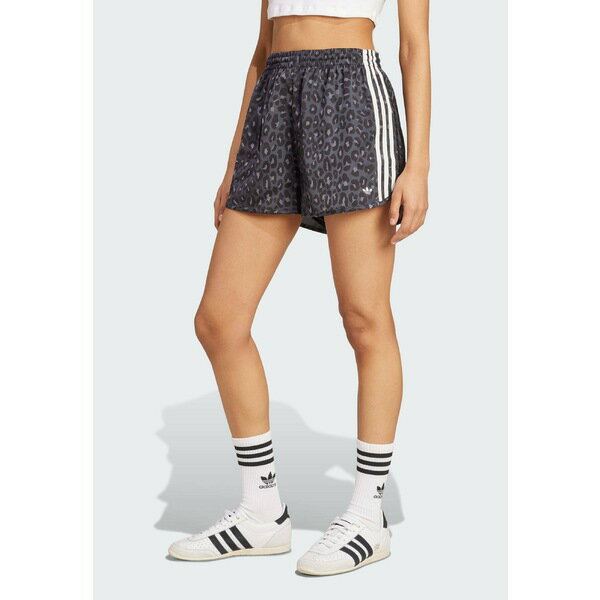アディダスオリジナルス レディース カジュアルパンツ ボトムス WIDE LEG LEO PRINT SATIN - Shorts - multicolor carbon
