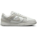 Nike ナイキ レディース スニーカー 【Nike Dunk Low Summit White Photon Dust (Women's)】 サイズ US_5(22.0cm) Summit White/Photon Dust-University Red(4)