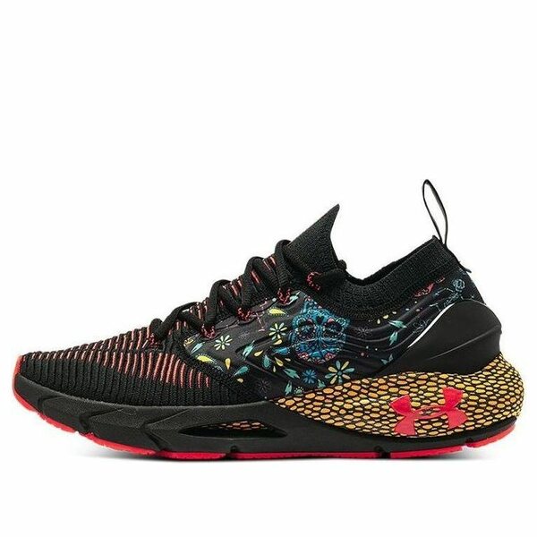 ■ブランド Under Armour(アンダーアーマー)■商品名 Under Armour HOVR Phantom 2 'Day Of The Dead' 3025382-001■色 ■サイズ サイズ US_9(27.0cm) ■表記の日本サイズは参考サイズとなります。実際のサイズとは前後する可能性がございます。 ■海外からお取り寄せ商品となりますので、お届けまで2週間〜3週間お時間頂いております。 ■返品・交換の対象外となっております。 ■店内全品【送料無料】です！（※沖縄・離島は別途送料3,300円がかかります） サイズ別価格表 (サイズをクリックして商品ページに飛んでください) サイズ 価格 US_M_5 61,800円 US_M_8.5 46,800円 US_M_9 44,800円