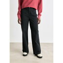 トミーヒルフィガー レディース カジュアルパンツ ボトムス MIA RELAXED CARPENTER - Trousers - black