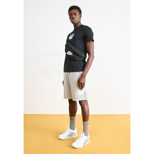 ナイキ メンズ カジュアルパンツ ボトムス CLUB ALUMNI - Tracksuit bottoms - grey heather/light smoke grey/white