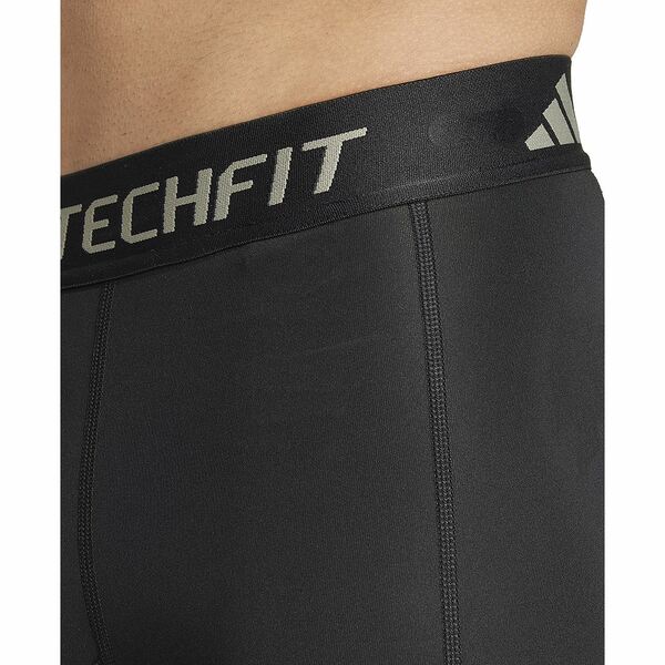 アディダス メンズ カジュアルパンツ ボトムス Men's Tech-Fit Logo Compression Shorts Black