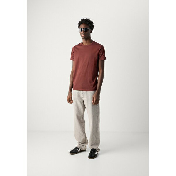 リンドーバーグ メンズ サンダル シューズ O NECK TEE 7 PACK - Basic T-shirt - navy/burgundy/green