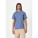 カーハート メンズ Tシャツ トップス AMERICAN SCRIPT - Basic T-shirt - blue iris(4)
