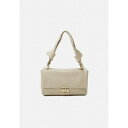 トミー ヒルフィガー レディース ハンドバッグ バッグ PUSHLOCK SHOULDER BAG - Handbag - cream