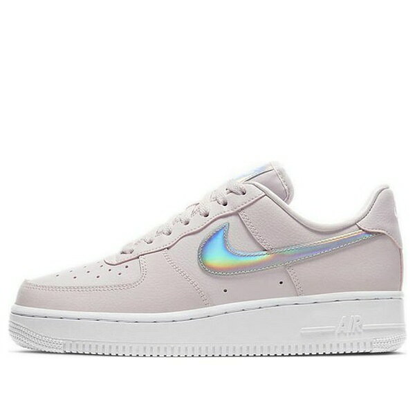 ■ブランド Nike(ナイキ)■商品名 (WMNS) Nike Air Force 1 Low 'Pink Iridescent' CJ1646-600■色 ■サイズ サイズ US_6.5(23.5cm) ■表記の日本サイズは参考サイズとなります。実際のサイズとは前後する可能性がございます。 ■海外からお取り寄せ商品となりますので、お届けまで2週間〜3週間お時間頂いております。 ■返品・交換の対象外となっております。 ■店内全品【送料無料】です！（※沖縄・離島は別途送料3,300円がかかります） サイズ別価格表 (サイズをクリックして商品ページに飛んでください) サイズ 価格 US_W_6.5 67,800円 US_W_7 63,800円 US_W_7.5 74,800円 US_W_8 75,800円 US_W_8.5 63,800円 US_W_9 69,800円 US_W_9.5 104,800円 US_W_10 69,800円 US_W_12 93,800円
