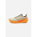 オルトラ メンズ ランニング スポーツ EXPERIENCE FLOW - Road running shoes - sand