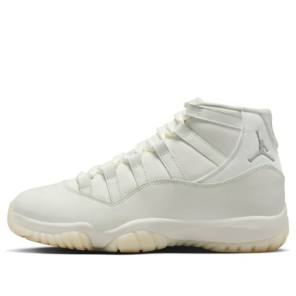 Jordan ジョーダン レディース スニーカー 【(WMNS) Air Jordan 11 Retro 'Pearl' AR0715-110】 サイズ US_7(24.0cm)