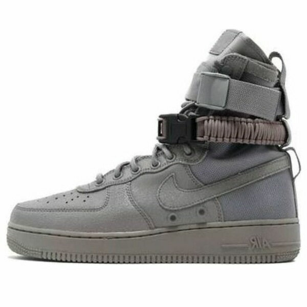 ■ブランド Nike(ナイキ)■商品名 Nike SF Air Force 1 QS 'Dust' 903270-001■色 ■サイズ サイズ US_11.5(29.5cm) ■表記の日本サイズは参考サイズとなります。実際のサイズとは前後する可能性がございます。 ■海外からお取り寄せ商品となりますので、お届けまで2週間〜3週間お時間頂いております。 ■返品・交換の対象外となっております。 ■店内全品【送料無料】です！（※沖縄・離島は別途送料3,300円がかかります） サイズ別価格表 (サイズをクリックして商品ページに飛んでください) サイズ 価格 US_M_9 211,800円 US_M_9.5 211,800円 US_M_11.5 211,800円 US_M_13 211,800円