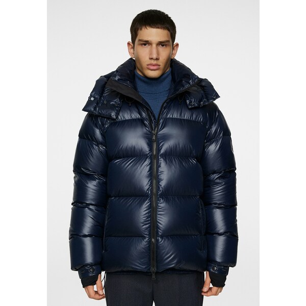 ■トップスサイズ 単位(cm) USサイズ｜胸囲(cm) XS(32-34in)｜84 S(34-36in)｜88 M(36-38in)｜94 L(38-40in)｜100 XL(42-44in)｜106 ■ブランド J.LINDEBERG (ジェイ リンドバーグ)■商品名 CREEK - Down jacket - jl navy■素材 -■モデル着用サイズ ■こちらの商品は米国・ヨーロッパからお取り寄せ商品となりますので、 お届けまで10〜14日前後お時間頂いております。 ■各ブランド・商品・デザインによって大きな差異がある場合がございます。 ■あくまで平均的なサイズ表ですので、「参考」としてご利用ください。 ■店内全品【送料無料】です！（※沖縄・離島は別途送料3,240円がかかります）