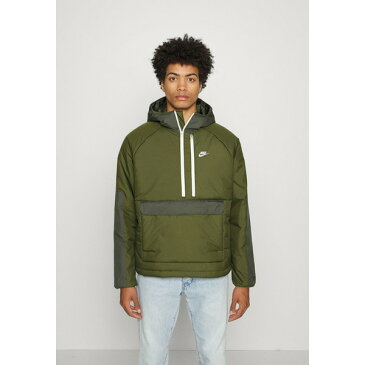 ナイキ メンズ ジャケット＆ブルゾン アウター LEGACY ANORAK - Light jacket - rough green/sequoia