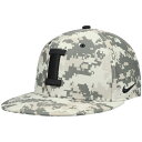 ナイキ メンズ 帽子 アクセサリー Iowa Hawkeyes Nike Baseball True Performance Fitted Hat Camo