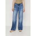 ラングラー レディース デニムパンツ ボトムス WORLD WIDE - Relaxed fit jeans - promises kept