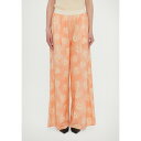 ロジャー レディース カジュアルパンツ ボトムス BERTA PRINT - Trousers - tuss peach(4)