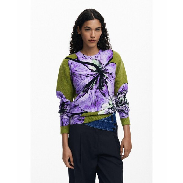 デジグアル レディース ニット&セーター アウター Women's Sweater designed by Mr. Christian Lacroix..