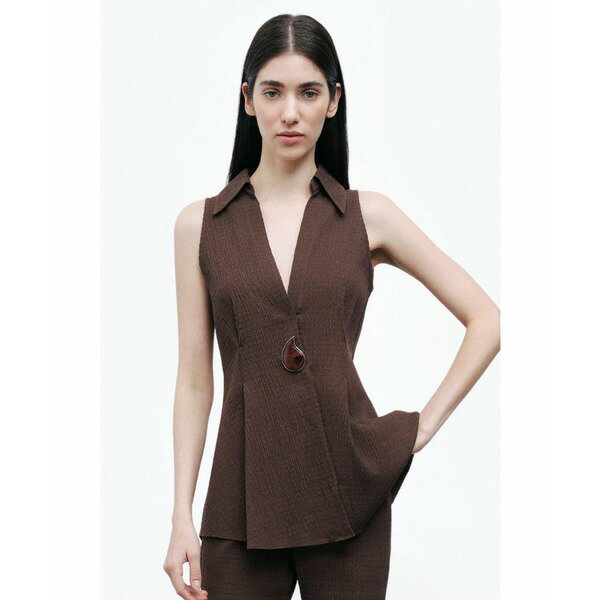 ノクチューン レディース カットソー トップス Women's Accessory Detailed Blouse Dark brown