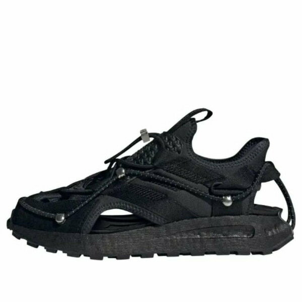 ■ブランド adidas(アディダス)■商品名 adidas CG Retropy Sandals 'Black' IF7785■色 ■サイズ サイズ US_8(26.0cm) ■表記の日本サイズは参考サイズとなります。実際のサイズとは前後する可能性がございます。 ■海外からお取り寄せ商品となりますので、お届けまで2週間〜3週間お時間頂いております。 ■返品・交換の対象外となっております。 ■店内全品【送料無料】です！（※沖縄・離島は別途送料3,300円がかかります） サイズ別価格表 (サイズをクリックして商品ページに飛んでください) サイズ 価格 US_M_5 64,800円 US_M_6 239,800円 US_M_8 63,800円 US_M_9 99,800円 US_M_10 78,800円 US_M_11 106,800円 US_M_4.5 88,800円 US_M_5.5 68,800円 US_M_6.5 124,800円 US_M_7.5 67,800円 US_M_8.5 65,800円 US_M_9.5 66,800円 US_M_10.5 105,800円
