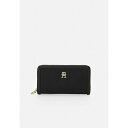 g~[ qtBK[ fB[X z ANZT[ ESSENTIAL LARGE - Wallet - black