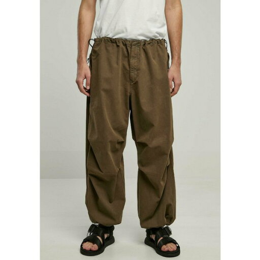 アーバン クラシックス メンズ カジュアルパンツ ボトムス WIDE - Trousers - olive アーバン クラシックス メンズ カジュアルパンツ ボトムス WIDE - Trousers - olive