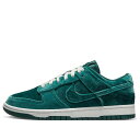 Nike ナイキ レディース スニーカー GREEN/WHITE 【(WMNS) Nike Dunk Low 'Green Velvet' DZ5224-300...