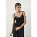 マッシモ ドゥッティ レディース Tシャツ トップス TRIMMED CAMISOLE - Top - black
