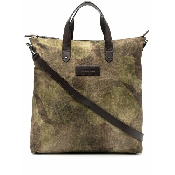 ■ブランド Woolrich (ウール リッチ)■商品名 Camou logo-patch tote bag■こちらの商品は米国・ヨーロッパからお取り寄せ商品となりますので、 お届けまで10日〜2週間前後お時間頂いております。 ■各ブランド・商品・デザインによって大きな差異がある場合がございます。 ■あくまで平均的なサイズ表ですので、「参考」としてご利用ください。 ■店内全品【送料無料】です！（※沖縄・離島は別途送料3,300円がかかります）