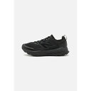 ニューバランス メンズ バスケットボール スポーツ FRESH FOAM X GARO V2 - Road running shoes - black